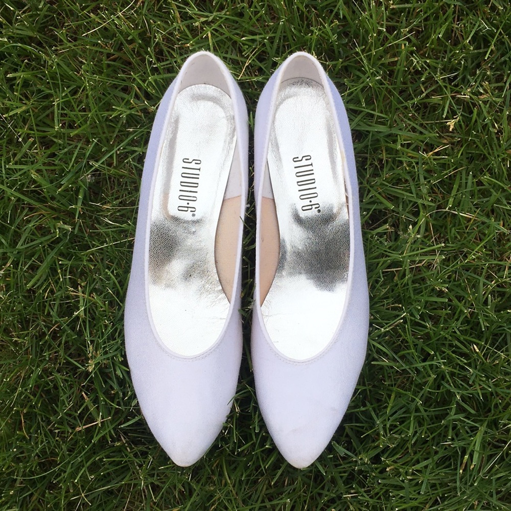 Vintage White Kitten Heels